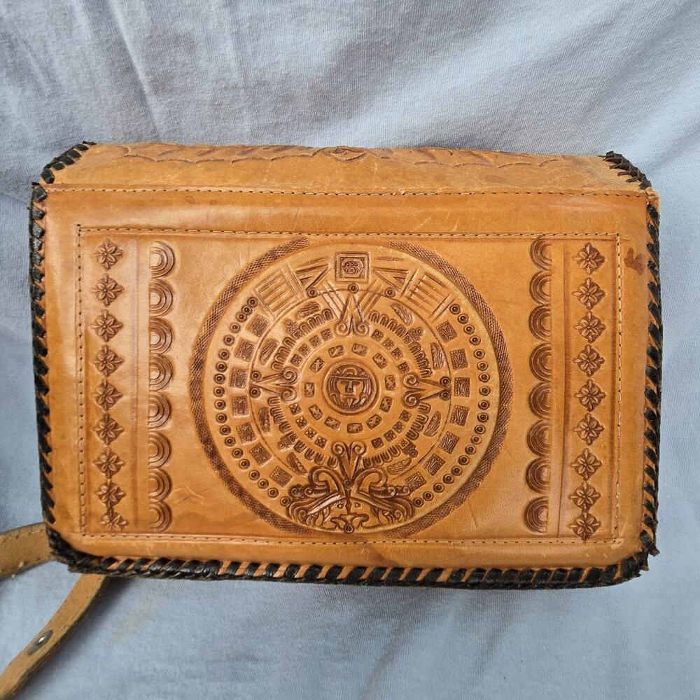 Vintage Curiosidades Mexicanas de Monterrey Hand Tooled Leather Bag Aztec Sun - Picture 2 of 13